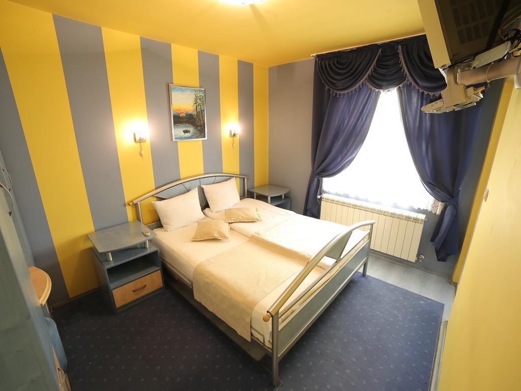 Hotel Zeneva ครากูเยวัตส์ ห้อง รูปภาพ